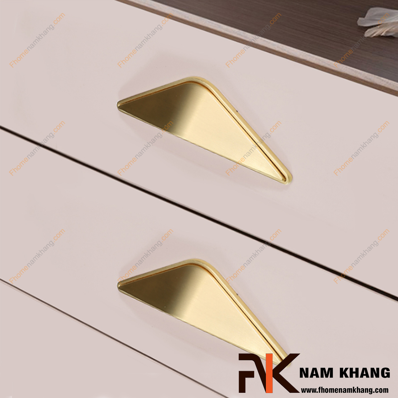 Tay nắm tủ bếp hợp kim có đắt không? Bảng giá chi tiết mới nhất 2025 tay nam tu bep hop kim fhomenamkhang8