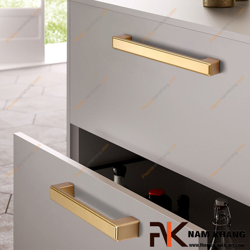 Tay nắm tủ bếp đẹp 2025: Top 10 xu hướng thiết kế “lên ngôi”