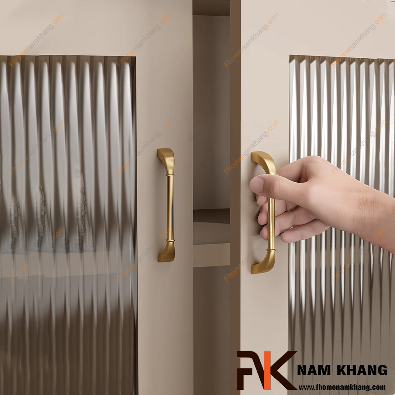 Phân biệt tay nắm tủ hiện đại và tay nắm cổ điển – Đâu là lựa chọn phù hợp cho bạn?