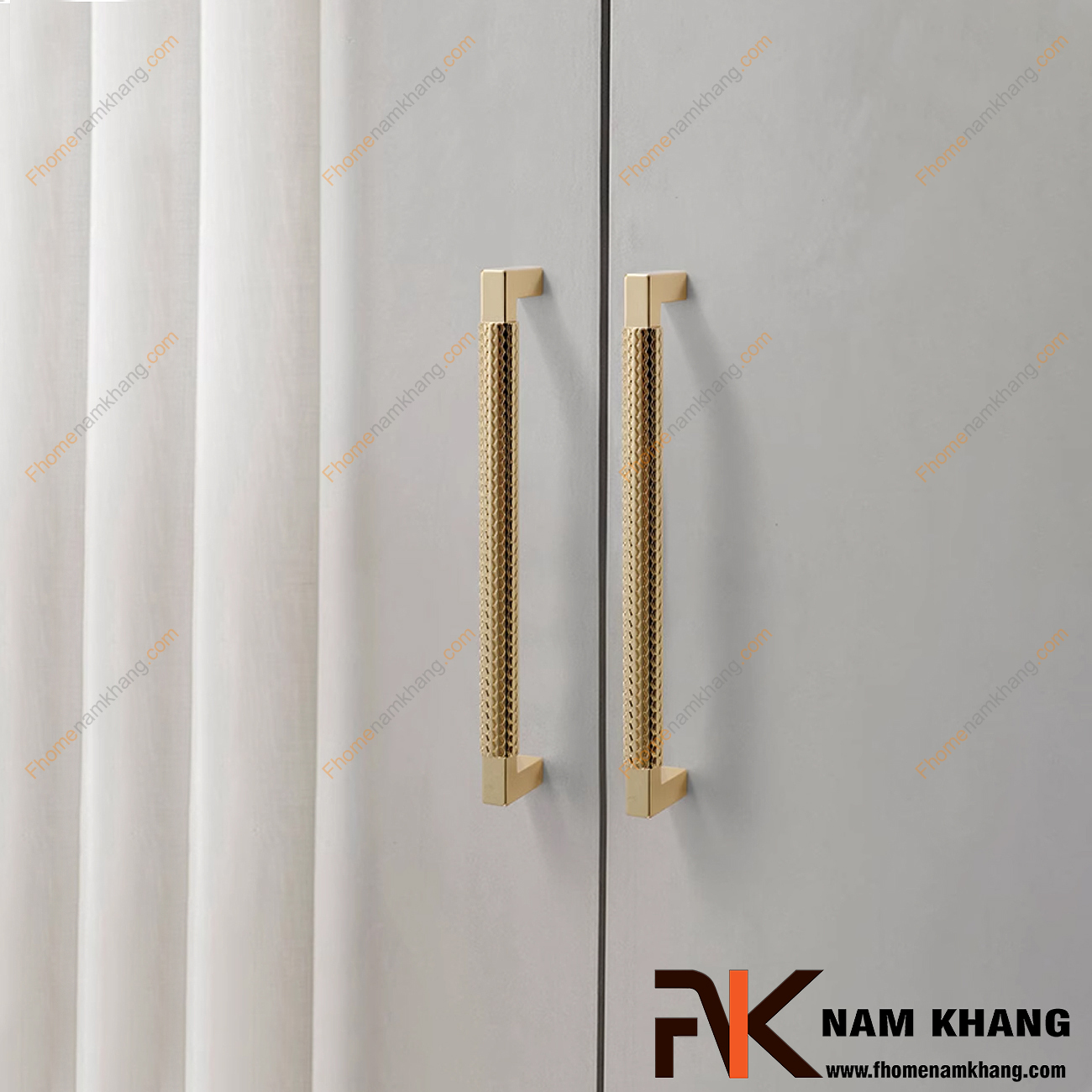 So sánh tay nắm tủ âm và tay nắm dạng thanh: Lựa chọn nào tốt nhất cho bếp 2025?