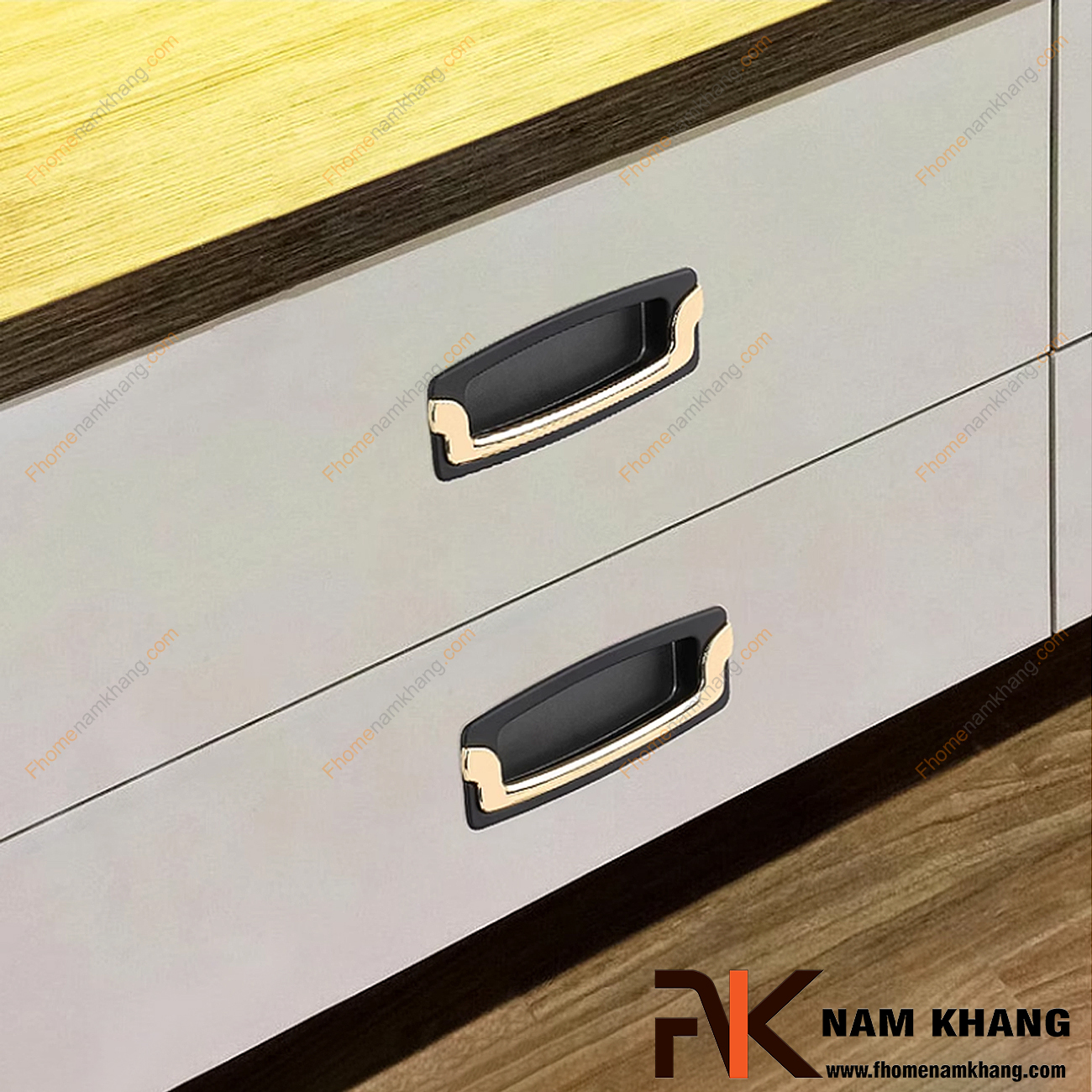 So sánh tay nắm tủ âm và tay nắm dạng thanh: Lựa chọn nào tốt nhất cho bếp 2025?