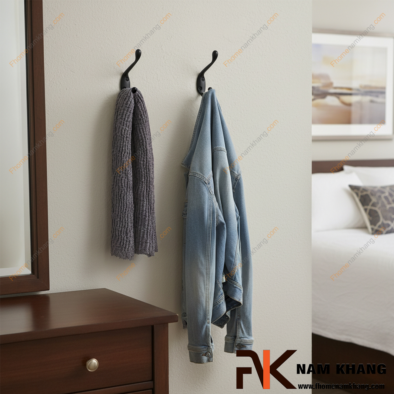 Có nên lắp móc treo tường decor trong phòng ngủ?