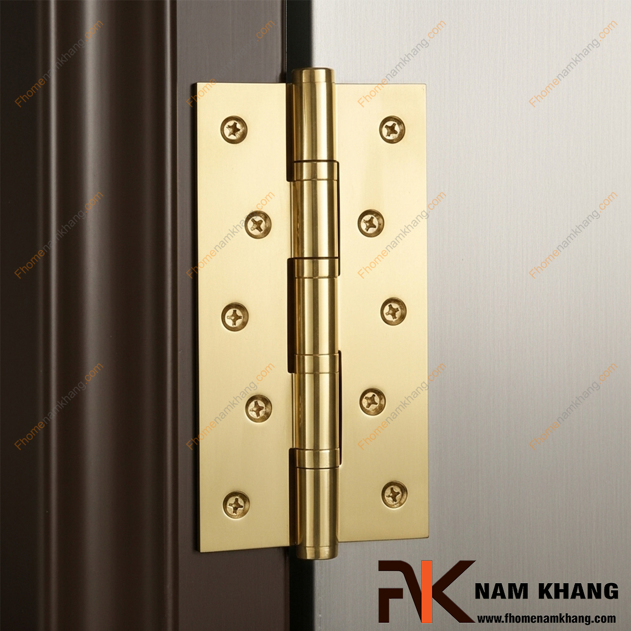Một cánh cửa nên dùng bao nhiêu bản lề lá đồng?
